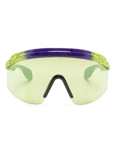 Gucci Oversize-frame Logo-embossed Sunglasses In Grün