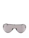 Gucci Sunglasses Curved Frame Tinted Lenses Nose Pads In Red