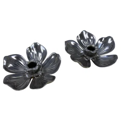 Pre-owned Gucci Pair Of  Silver Metal Flower Candleholders With Petal Ashtrays, 1960's In Black