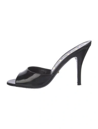 Pre-owned Gucci Patent Leather Slides In Black