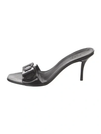 Pre-owned Gucci Patent Leather Slides In Black