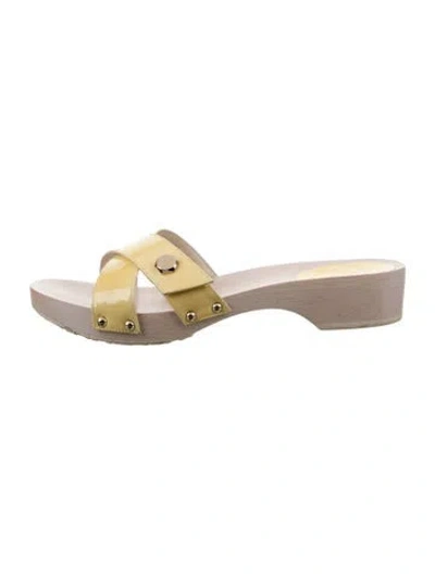 Pre-owned Gucci Patent Leather Slides In Yellow
