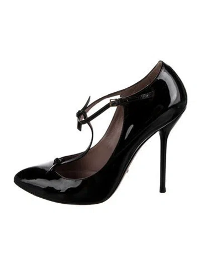 Pre-owned Gucci Patent Leather T-strap Pumps In Black