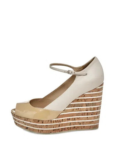 Pre-owned Gucci Patent Leather Wedge Sandals In Neutral