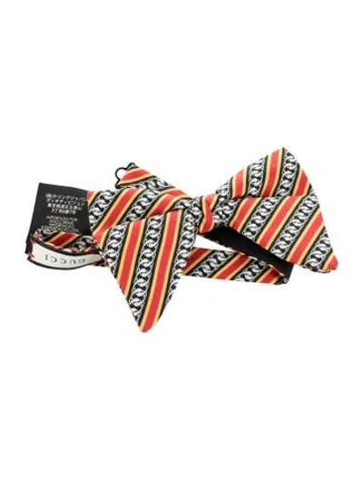 Pre-owned Gucci Patterned Bow Tie In Red