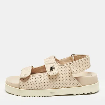 Pre-owned Gucci Pink Perforated Leather Mini Double G Flat Sandals Size 37
