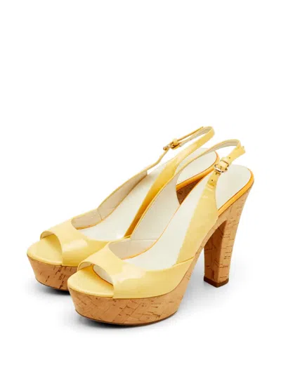 Pre-owned Gucci Platform Sandals In Yellow