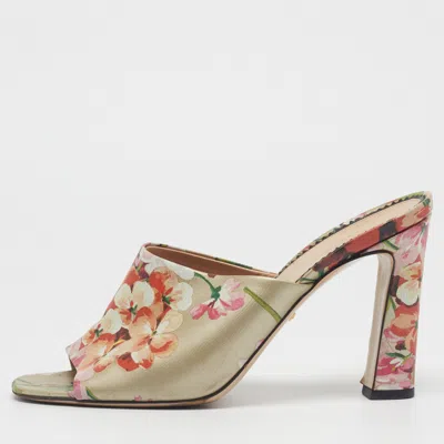 Pre-owned Gucci Princetown Size 40 Grey Satin Flower Print Mules In Gray