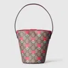 Gucci Printed Gg Bucket Bag In Beige