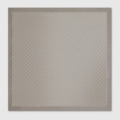 Gucci Printed Silk Carré In Gray