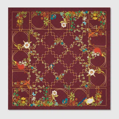 Gucci Printed Silk Twill Carré In Burgundy