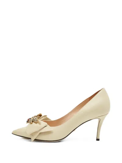 Pre-owned Gucci Queen Margaret Bee-motif Pumps In Neutral