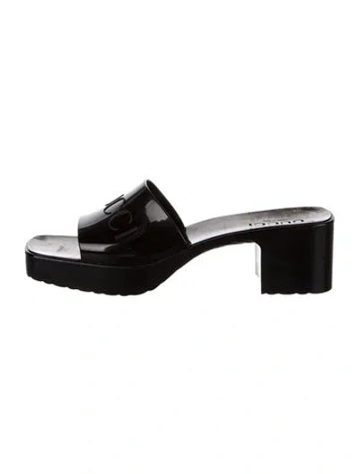 Pre-owned Gucci Raffia Slides In Black