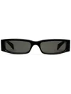 Gucci Rectangular Frame Sunglasses In Black