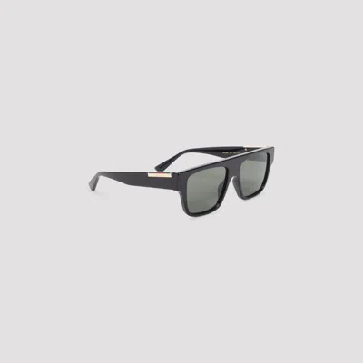 Gucci Rectangular Frame Sunglasses In Black