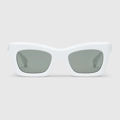 Gucci Rectangular Frame Sunglasses In White