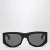 Gucci Rectangular Sunglasses In Glossy Black In Red