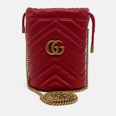 Pre-owned Gucci Red Leather Gg Marmont Mini Bucket Bag