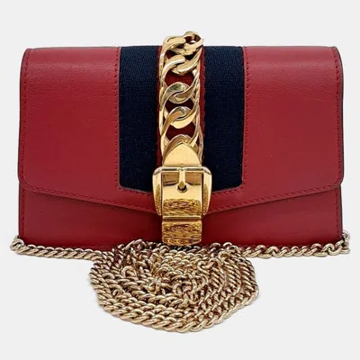 Pre-owned Gucci Red Leather Sylvie Mini Crossbody Bag