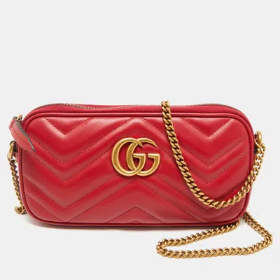 Pre-owned Gucci Red Matelassé Leather Gg Marmont Zip Around Wallet On Chain
