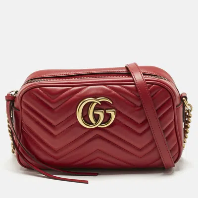 Pre-owned Gucci Red Matelassé Leather Small Gg Marmont Camera Bag