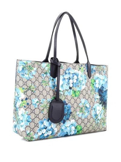 Pre-owned Gucci Reversible Blooms Gg Print Leather Medium Tote Bag In Blue