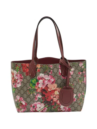 Pre-owned Gucci Reversible Blooms Gg Supreme Tote Bag In Neutrals