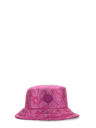 Gucci Reversible Cloche Gg In Pink