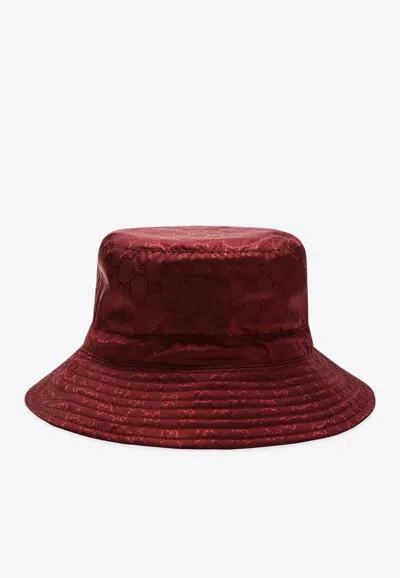 Gucci Reversible Burgundy Nylon Gg Hat In Red