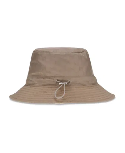 Gucci Reversible Gg Nylon Bucket Hat In Beige