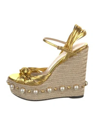 Pre-owned Gucci Rockstud Accents Leather Espadrilles In Gold