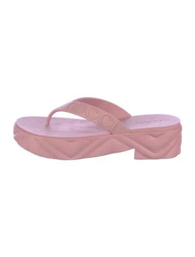 Pre-owned Gucci Rubber Flip Flops In Pink