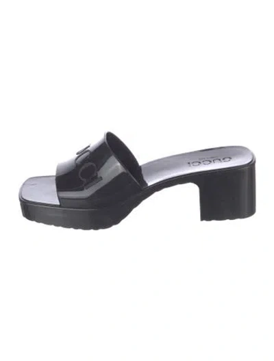 Pre-owned Gucci Rubber Graphic Print Slides In Black