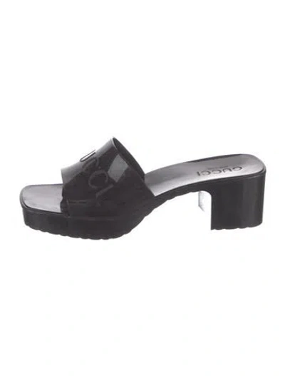 Pre-owned Gucci Rubber Graphic Print Slides In Black