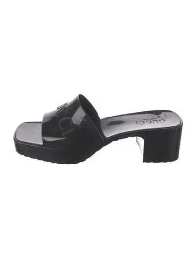 Pre-owned Gucci Rubber Graphic Print Slides In Black
