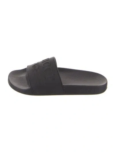 Pre-owned Gucci Rubber Graphic Print Slides In Black