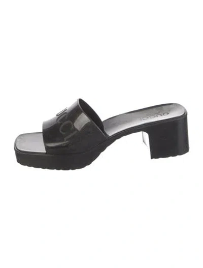 Pre-owned Gucci Rubber Slides In Black