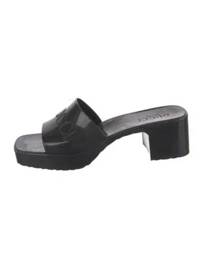 Pre-owned Gucci Rubber Slides In Black