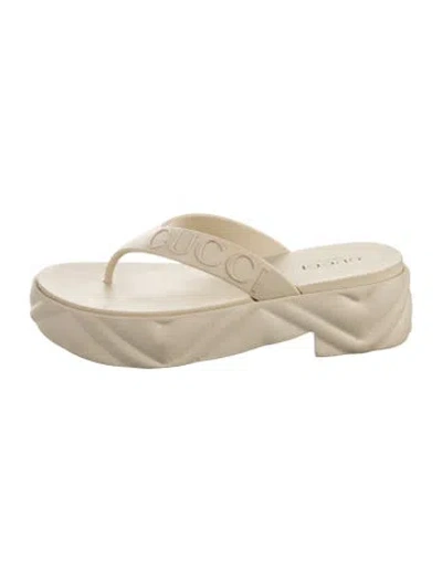 Pre-owned Gucci Rubber Slides In Neutral