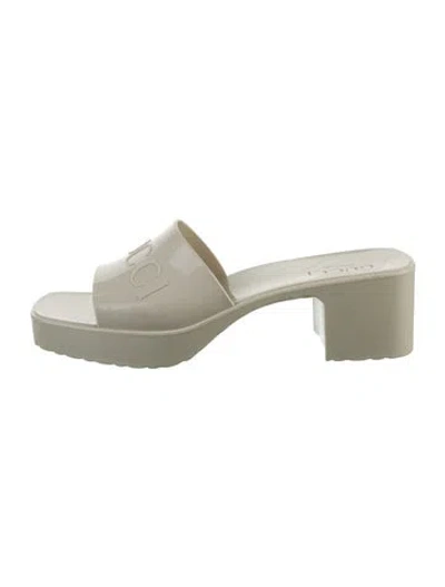 Pre-owned Gucci Rubber Slides In Neutral