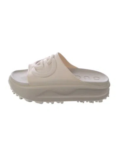 Pre-owned Gucci Rubber Slides In Neutral