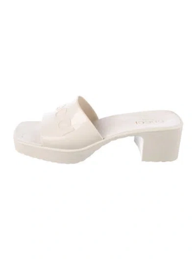 Pre-owned Gucci Rubber Slides In Neutral