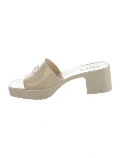 Pre-owned Gucci Rubber Slides In Neutrals