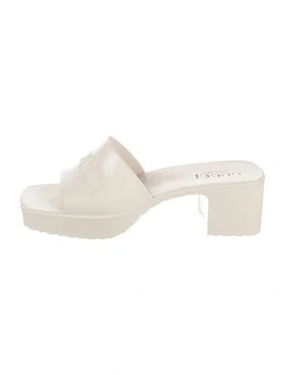 Pre-owned Gucci Rubber Slides In Neutrals