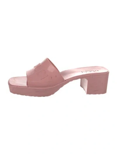 Pre-owned Gucci Rubber Slides In Pink