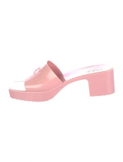 Pre-owned Gucci Rubber Slides In Pink