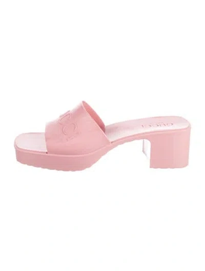 Pre-owned Gucci Rubber Slides In Pink