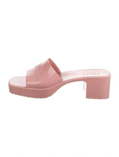 Pre-owned Gucci Rubber Slides In Pink