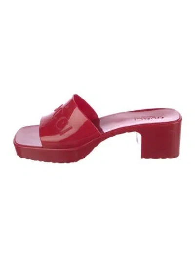 Pre-owned Gucci Rubber Slides In Red