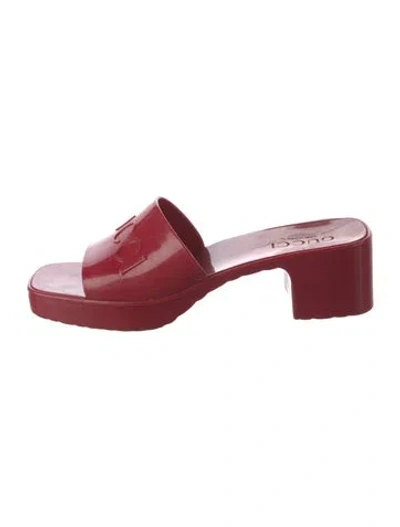 Pre-owned Gucci Rubber Slides In Red